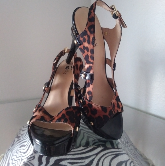 GUESS Animal print platform heel - Picture 1 of 4